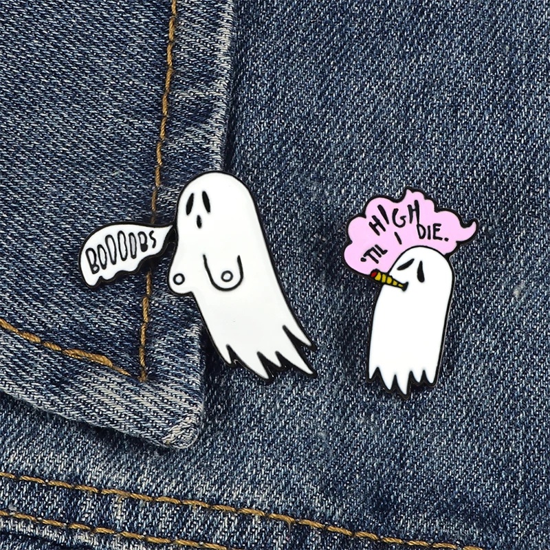 Bros Pin Enamel Desain Kartun Hantu Halloween Bahan Metal Untuk Kerah Jaket Denim