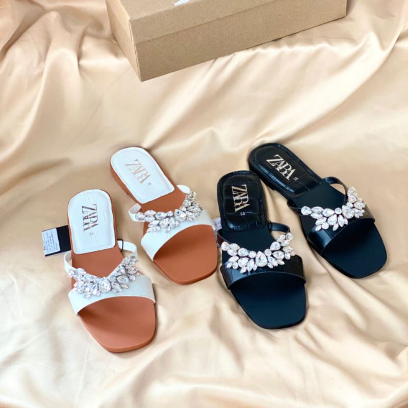 ZS242 Sandal Flat Zara Pearl Beaded Sandal