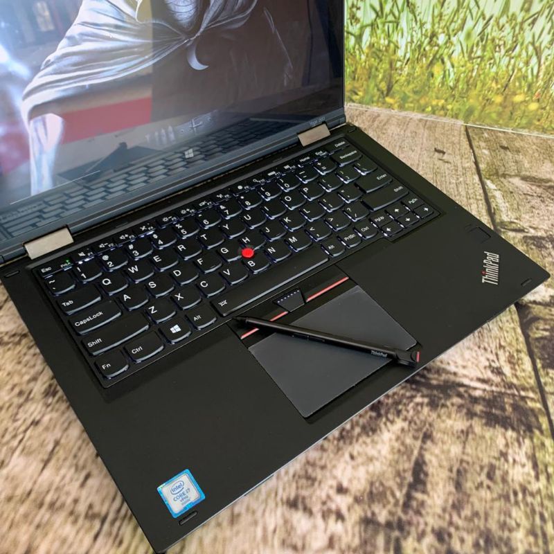 Laptop 2 in 1 TOUCHSCREEN Lenovo Thinkpad Yoga 260 Core i7 Gen 6 RAM 8GB SSD 256GB Flip 360° Second dan Bergaransi