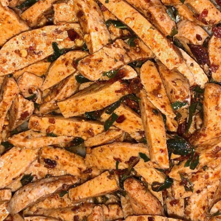 

コ Basreng Daun Jeruk Pedas / Balado / Original 1 kg ㊔