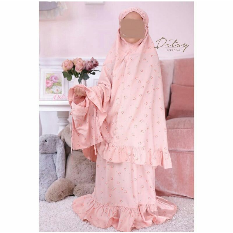 NEW Little Cicera Pink Prayer Set Ditsy Size 2