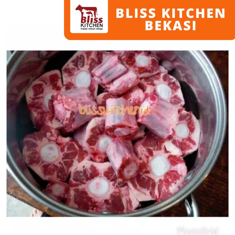 

Buntut Sapi Impor Aus Oxtail Center Cut Ukuran M Sedang / Campur 3-7cm