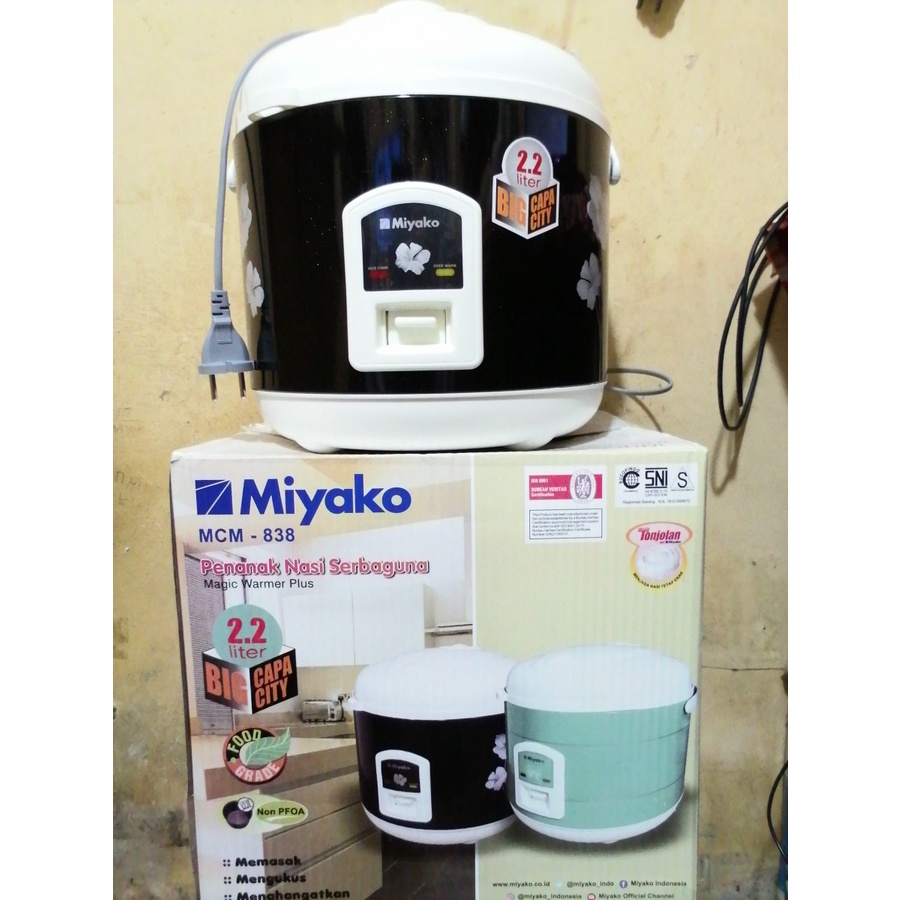 MAGIC COM RICE COOKER MIYAKO 2,2LITER 2,2L 2LITER MCM838 MCM 838 3 IN 1 PANCI JUMBO