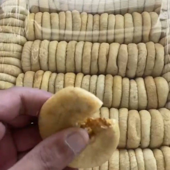 

Buah Kering - Buah Tin Kering (1Kg)