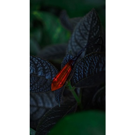 kalung resin red black smoke