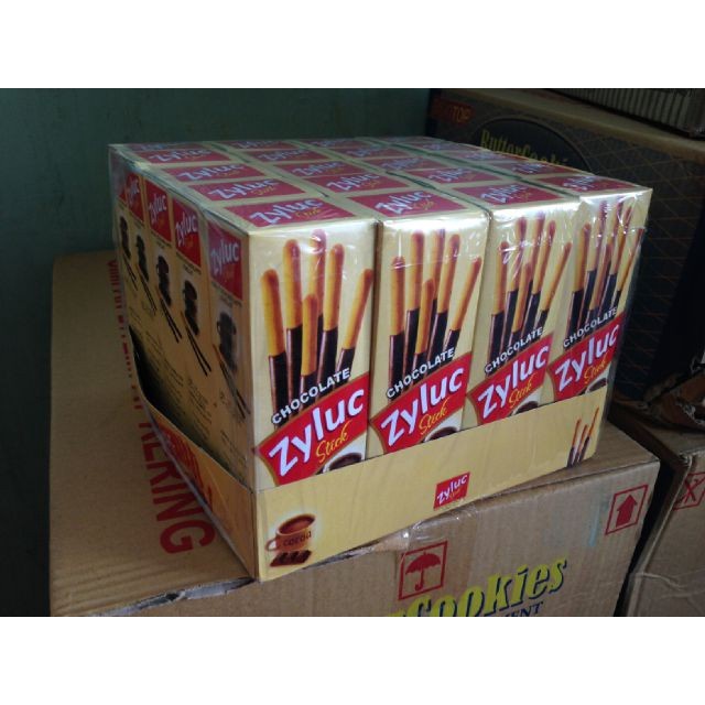 

Zyluc Coklat Box 45gr Biskuit Stik Pocky Cemilan Anak Murah