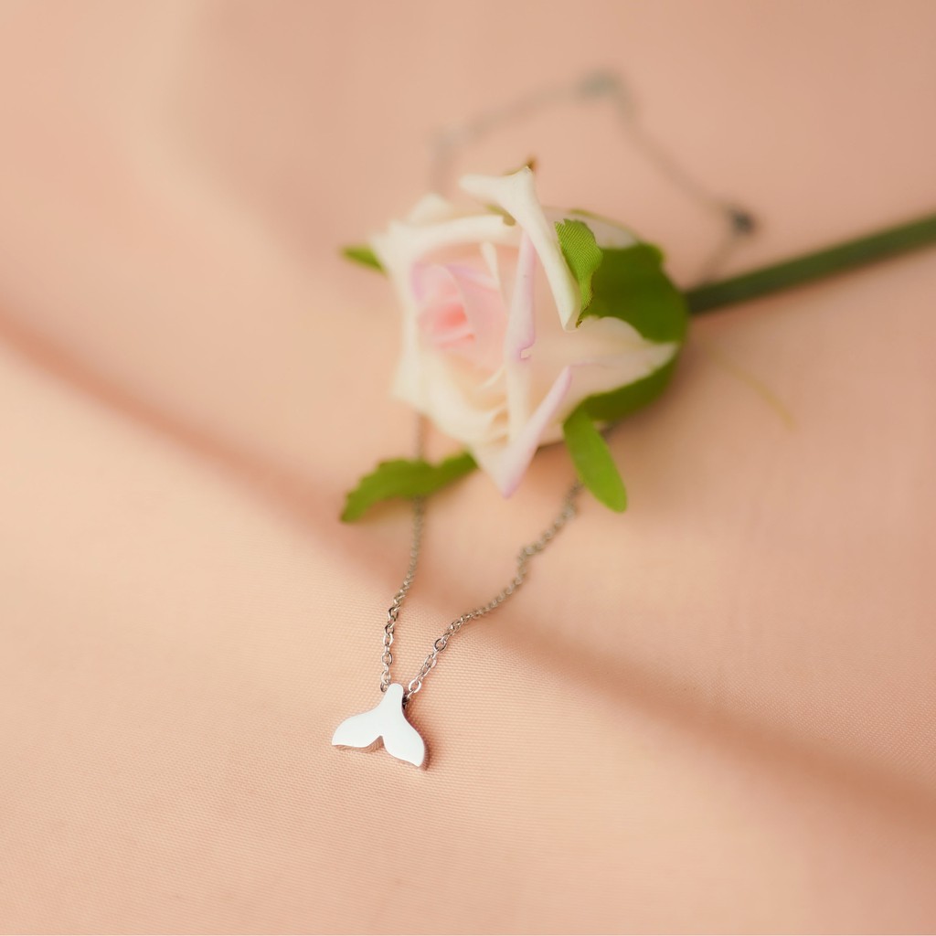 Grosir (SSC) Kalung Ekor Paus - Tiny Whale Tail Necklace Mirai Jewelry Premium Termurah
