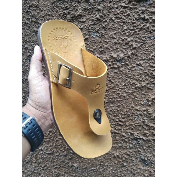 SANDAL KULIT ASLI UNTUK PRIA BERKUALITAS TINGGI