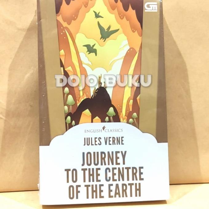 

English Classics: Journey To The Centre of The Earth by Jules Verne Star Seller