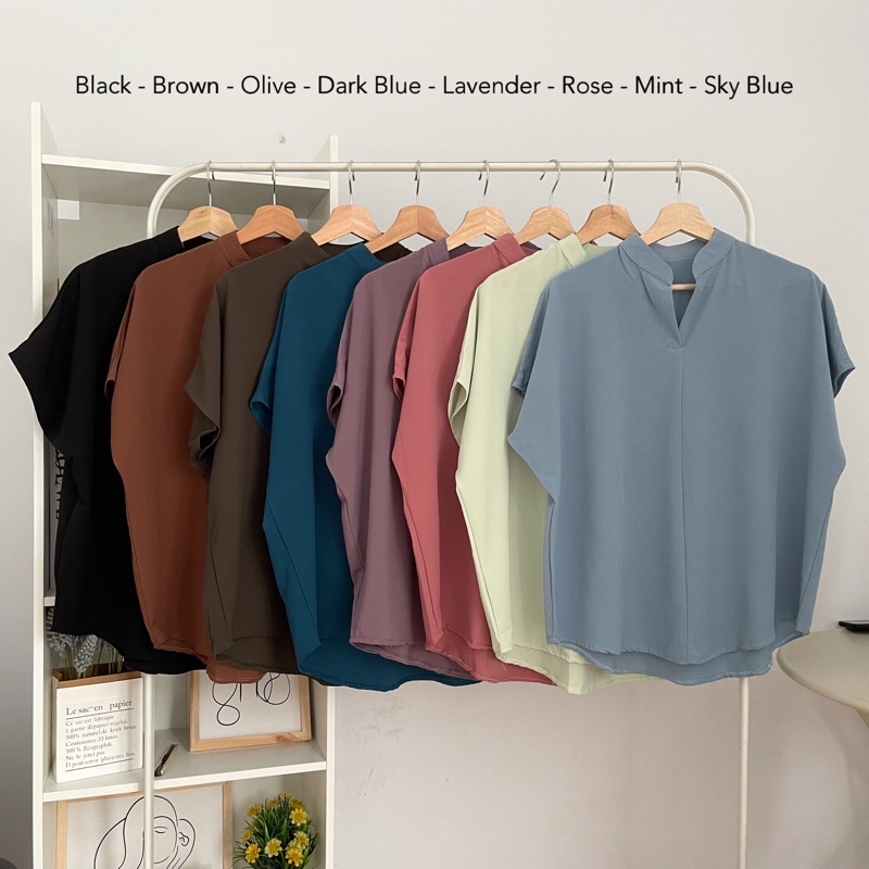 BEFAST - ZEC OOTD Wanita Blouse ALIF / Darcy Oversize Shirt / Blouse Wanita / Blouse Leher V / Blouse Casual / Blouse Lengan Pendek / Blouse Kekinian 2022 / Blouse Remaja terbaru / Fashion Wanita Kerja