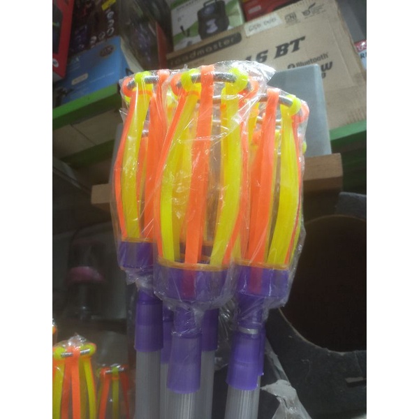 tongkat lampu stik lampu pemasang lampu