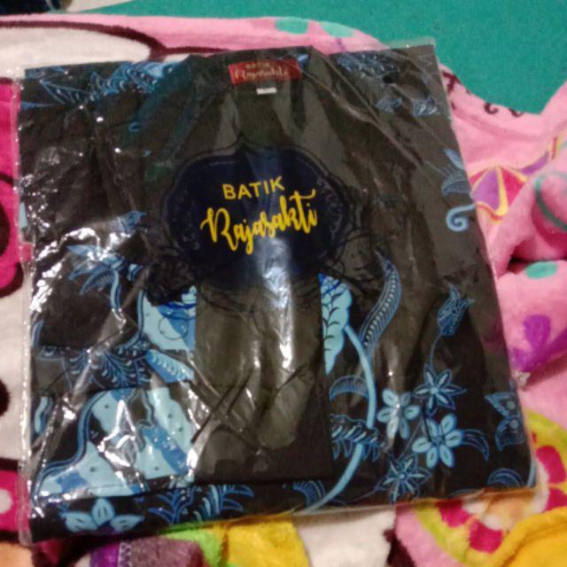 Baju Batik Solo Pria Modern. Baju Batik Solo Pria Model Terbaru. Baju Batik Solo Pria Masa Kini