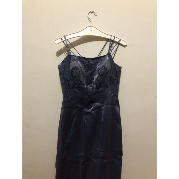 Preloved Gaun Pesta Caroline Kosasih abu abu tua