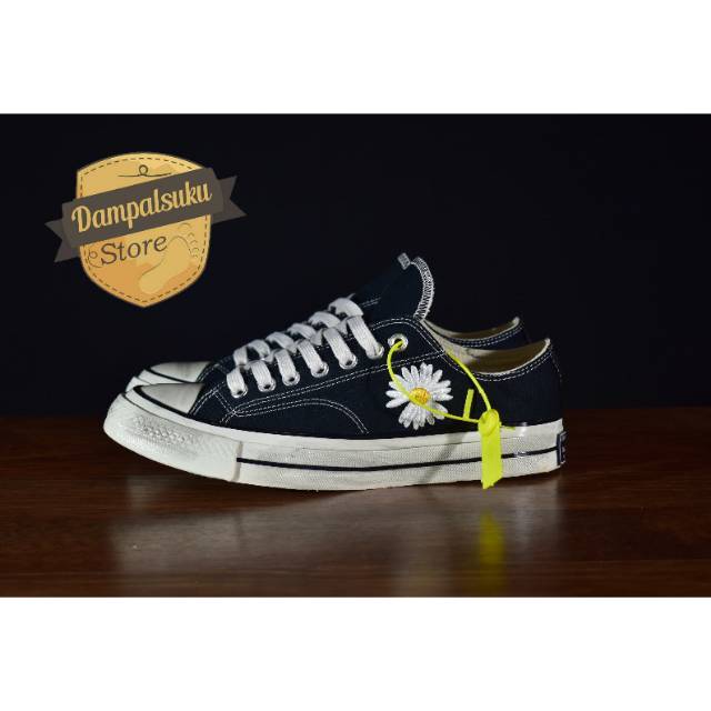 peace minus one converse