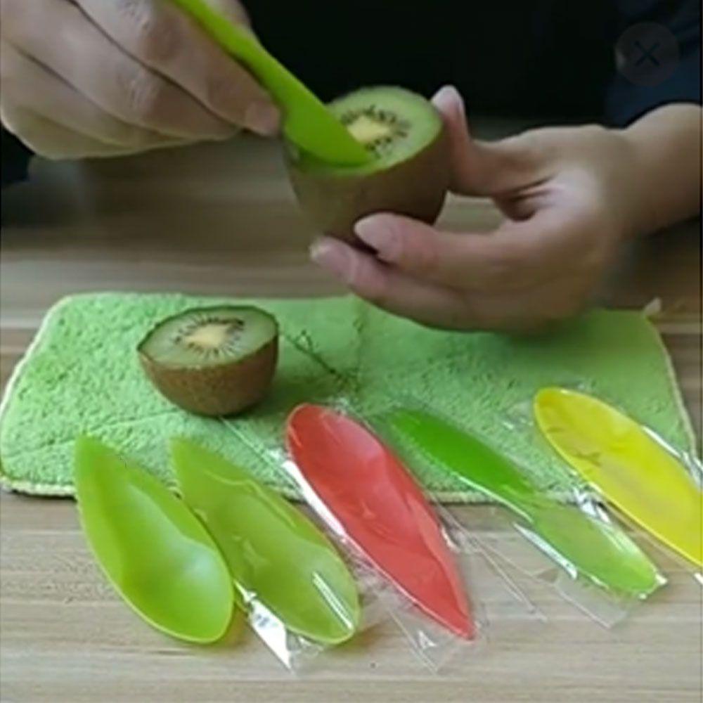 Solighter Sendok Kiwi Mudah Digunakan Banyak Gaya 2in1 Plastik