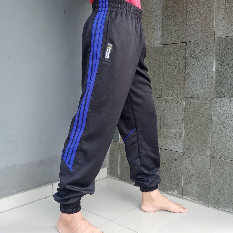 Celana Training Standart Gontor Bawah Karet