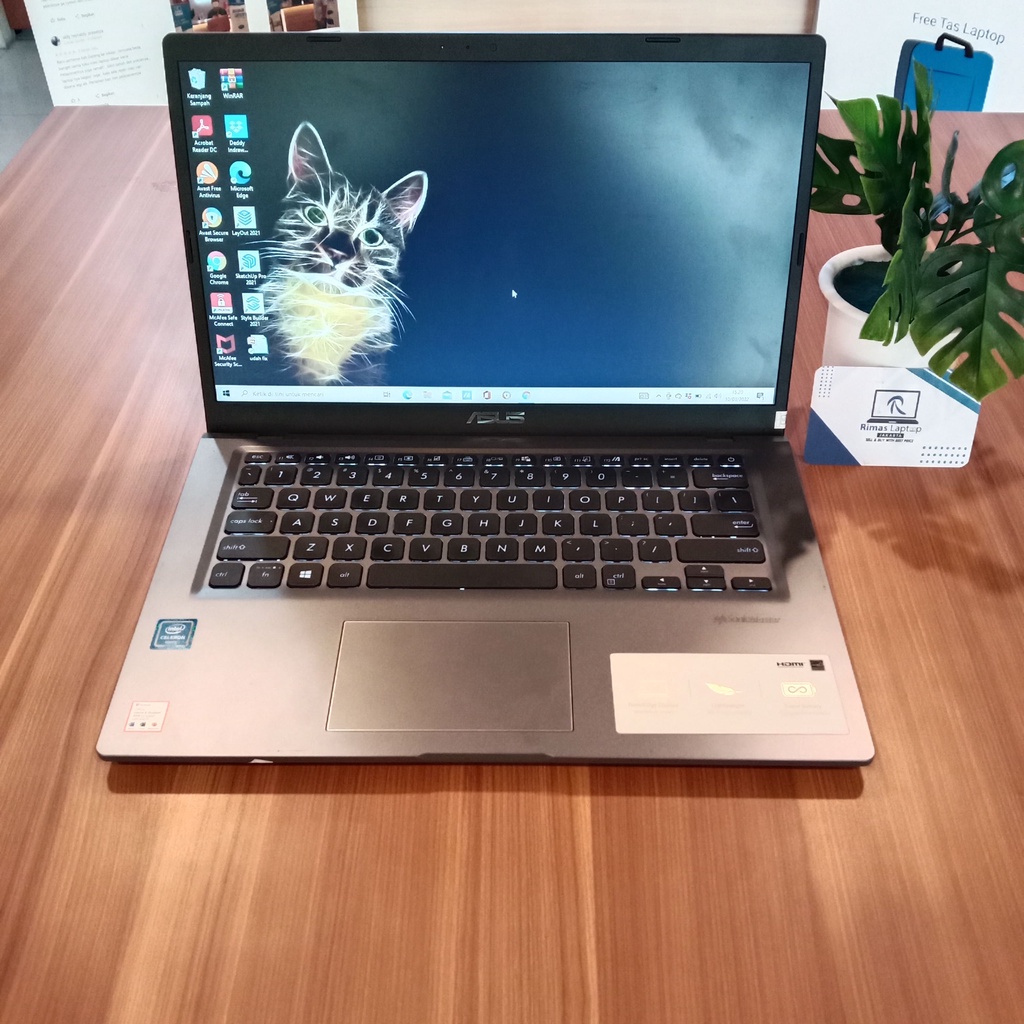 Asus Vivobook 2020 Celeron Ram 4/256GB SSD  HD Second Bekas