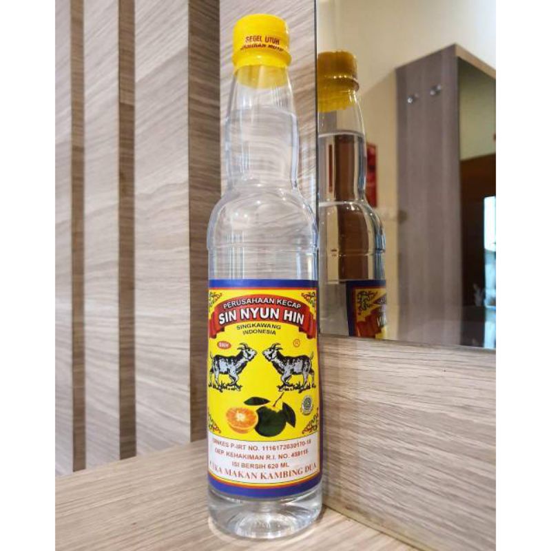 

cuka makan singkawang cap KAMBING DUA botol plastik 620 ML