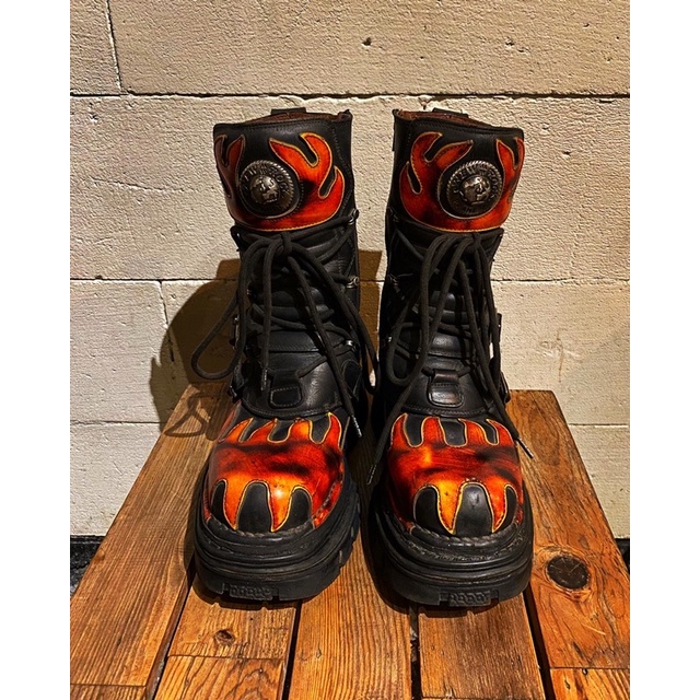Newrock boots