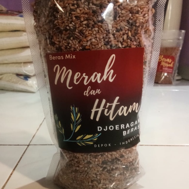 

BERAS MIX MERAH DAN HITAM DJOERAGAN BERAS KEMASAN 1KG