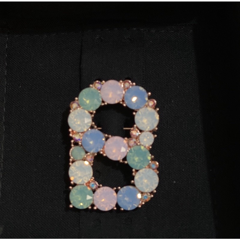 Orlin brooch - Opal Multicolor buttonscarves (BACA DESKRIPSI)