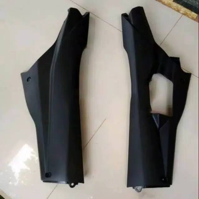 Cover dek samping standar honda beat fi 2013-2015