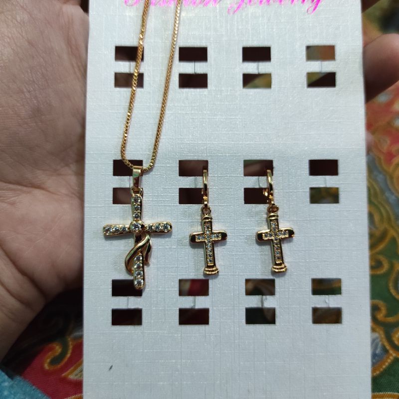 SET PERHIASAN KALUNG SALIB+ANTING SALIB BERLAPIS EMAS DENGAN MATA ZIRCON