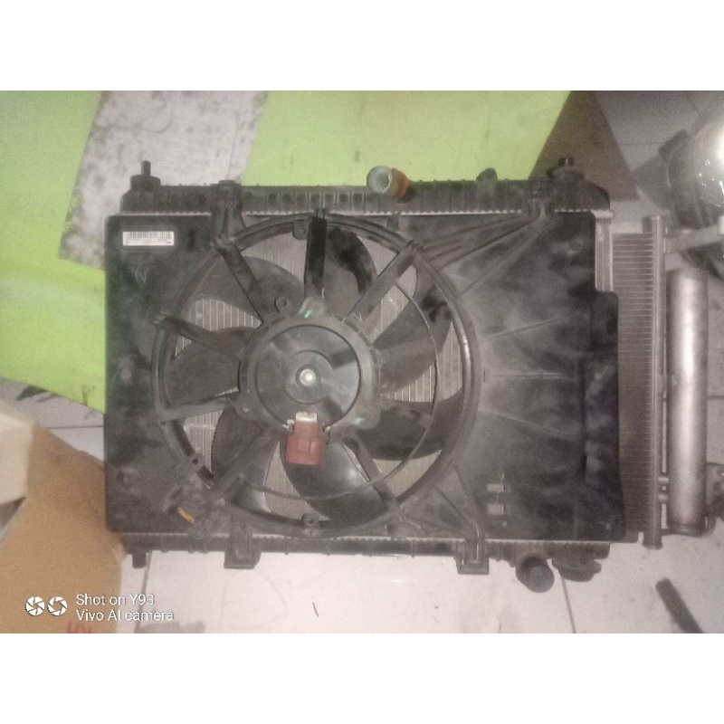 radiator kondensor ford fiesta