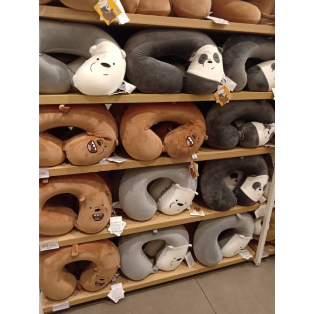 Bantal Leher We Bare Bears Miniso