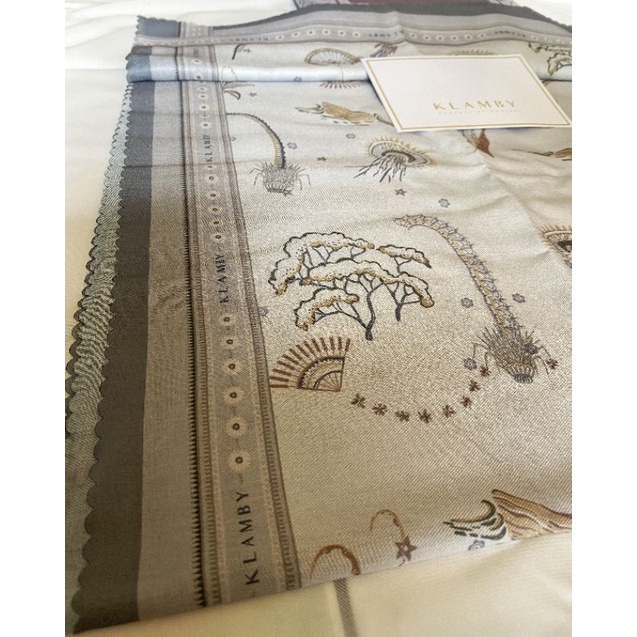 Kala scarf wearing Klamby