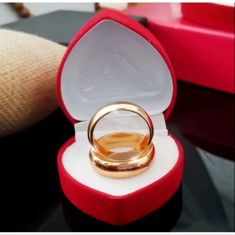 Cincin Couple Titanium Anti Karat Warna Emas Anti Luntur Untuk Hadiah Pasangan Tunangan Lamaran Ikatan Cinta Wanita laki laki Selamanya