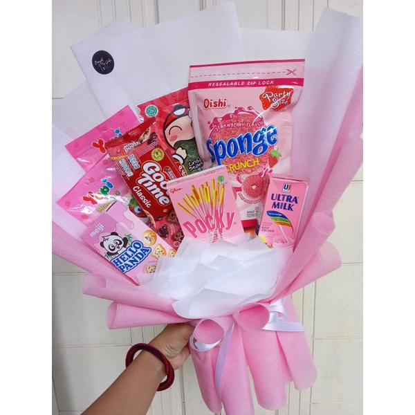 

BOUQUET BUCKET BUKET SNACK SERBA PINK/BUKET SNACK MURAH BUDGET 100RIBUAN