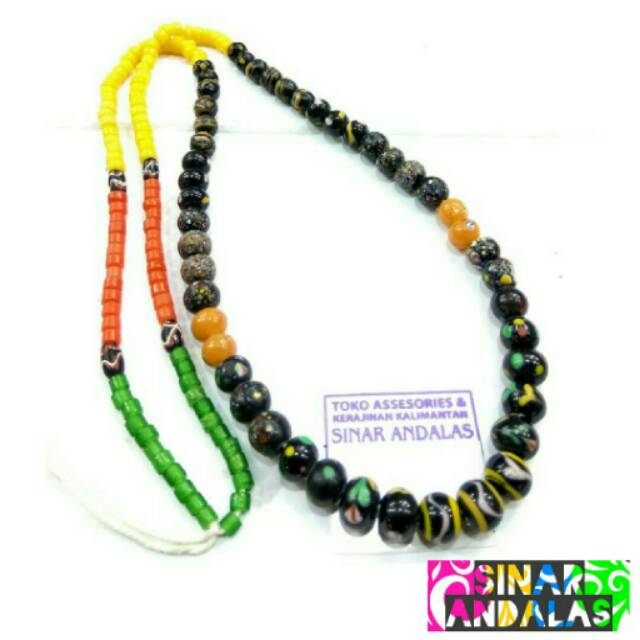 Kalung Batu dayak Labang manik etnik kalimantan