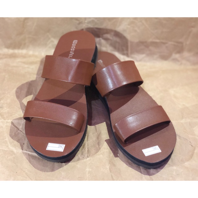 Sandal wanita bosvelt terbaru