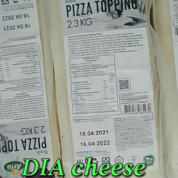 

BISA BAYAR DITEMPAT Arla Pizza Topping 2.3kg blok mozzarella