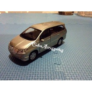 Unik Diecast Kijang Innova   Free Design Nomor Polisi Berkualitas