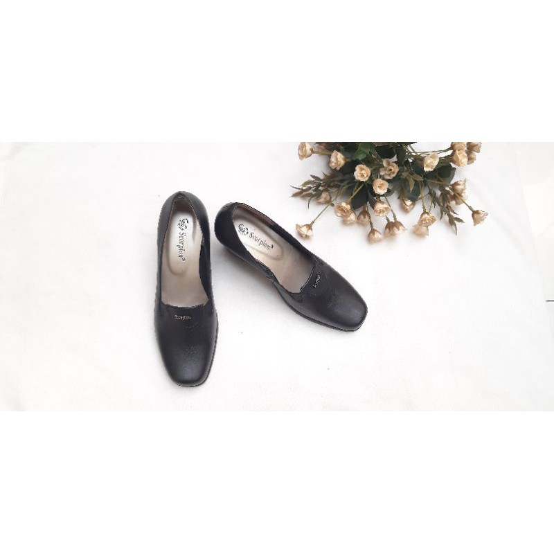 SCORPION SEPATU KULIT WANITA ASLI UNTUK KERJA FORMAL NYAMAN MURAH OBRAL