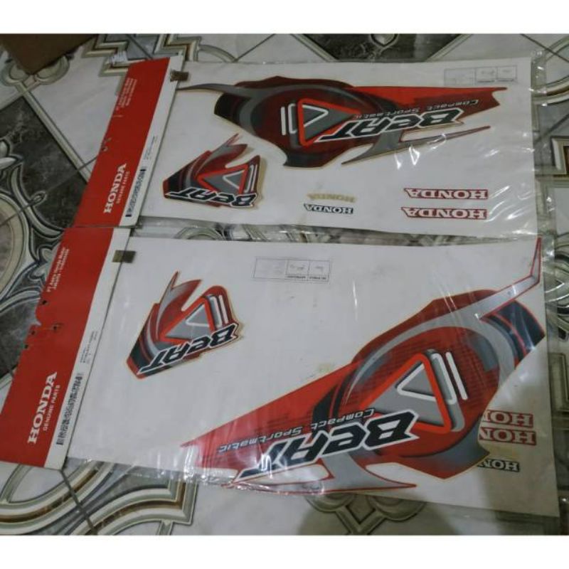 striping merah kiri kanan beat karbu 2010 ori