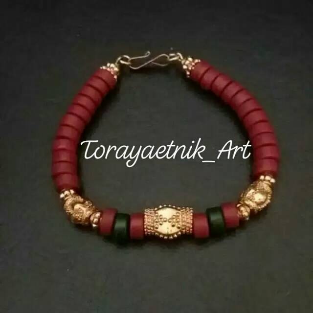 Gelang Manik Toraja