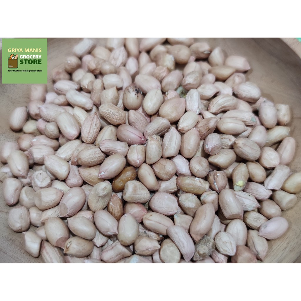 

Kacang Tanah Kulit Ukuran Kecil 250gram
