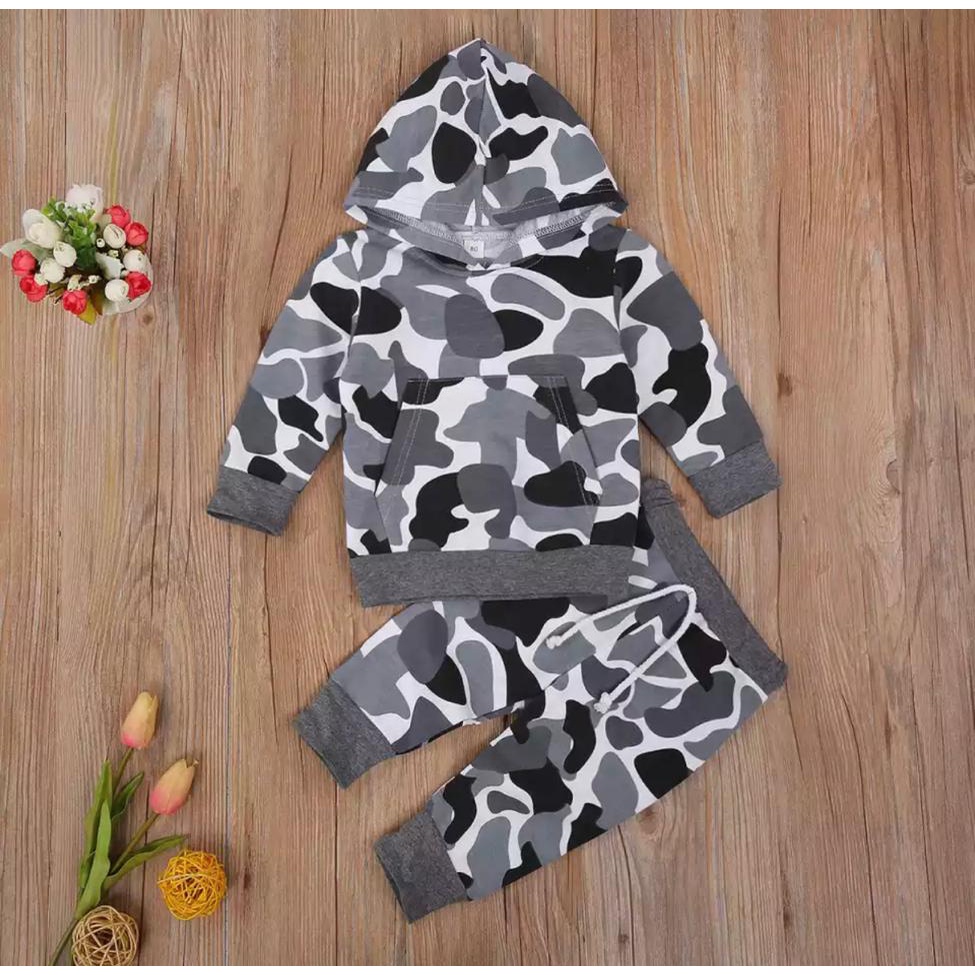 setelan hoodie bayi anak motif loreng army size 1-5 tahun bahan babyterry best quality termurah terbaru/ setelan hoodie bayi anak laki-laki/ setelan hoodie bayi anak perempuan/ setelan hoodie bayi anak cowok/ setelan hoodie bayi anak cewek