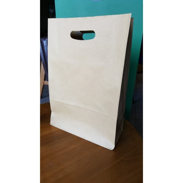 

(TERLARIS) Paperbag Tenteng 80 GSM (28 x 12 x 40 cm)