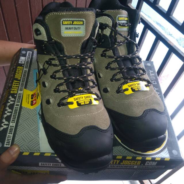 Sepatu Safety merk Joger