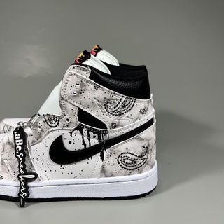 Nike Air Jordan 1 High Retro Black Paint Dripp #3