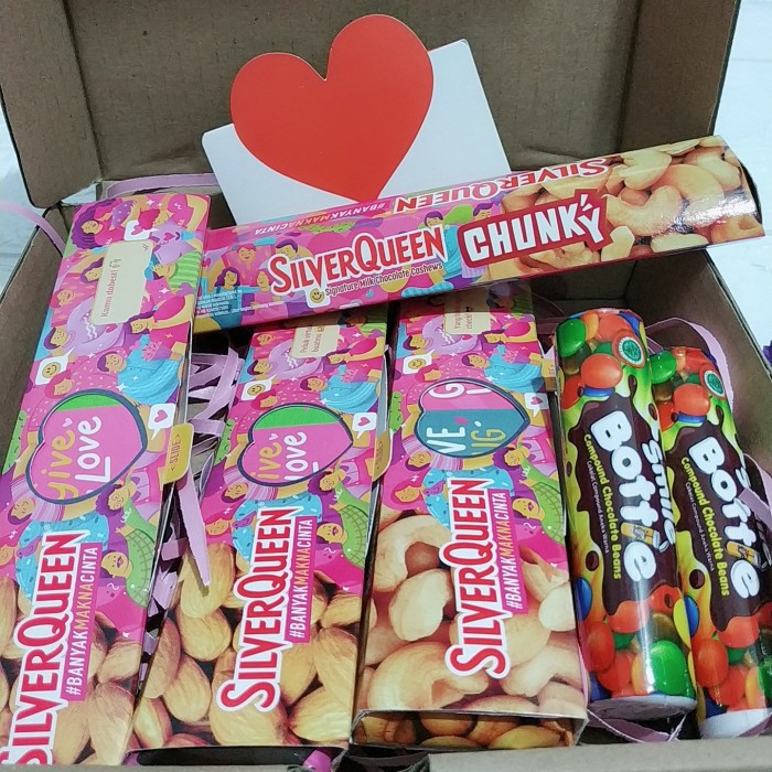 

SPECIAL GIFT / silver queen love chunky bar coklat kado valentine ulang tahun