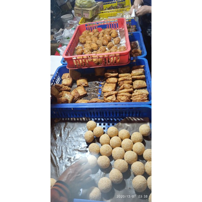 

Onde-Onde (Ukuran Sedang)