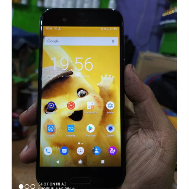 Sharp Aquos SHV39 (Free case transparan) hp gaming Snapdragon 835 ngebut rata kanan