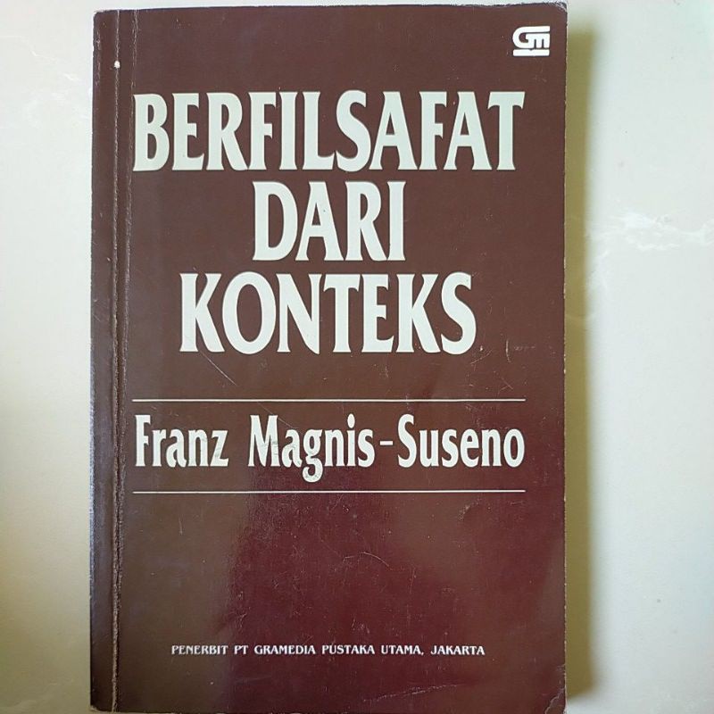 Buku berfilsafat dari konteks