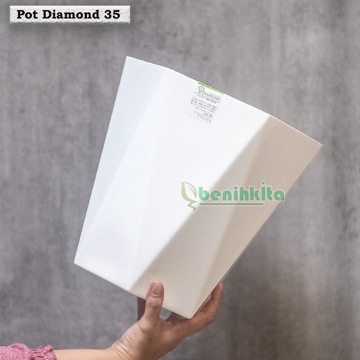 Pot Tanaman-Bunga Warna Diamond 35 (Tabitha)