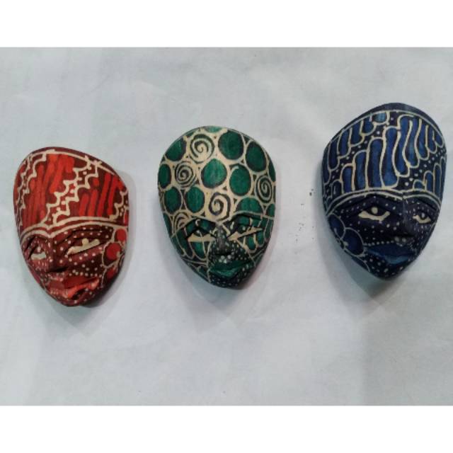 (BISA COD) MAGNET KULKAS TOPENG BATIK INDONESIA BAHAN KAYU - SOUVENIR MURAH